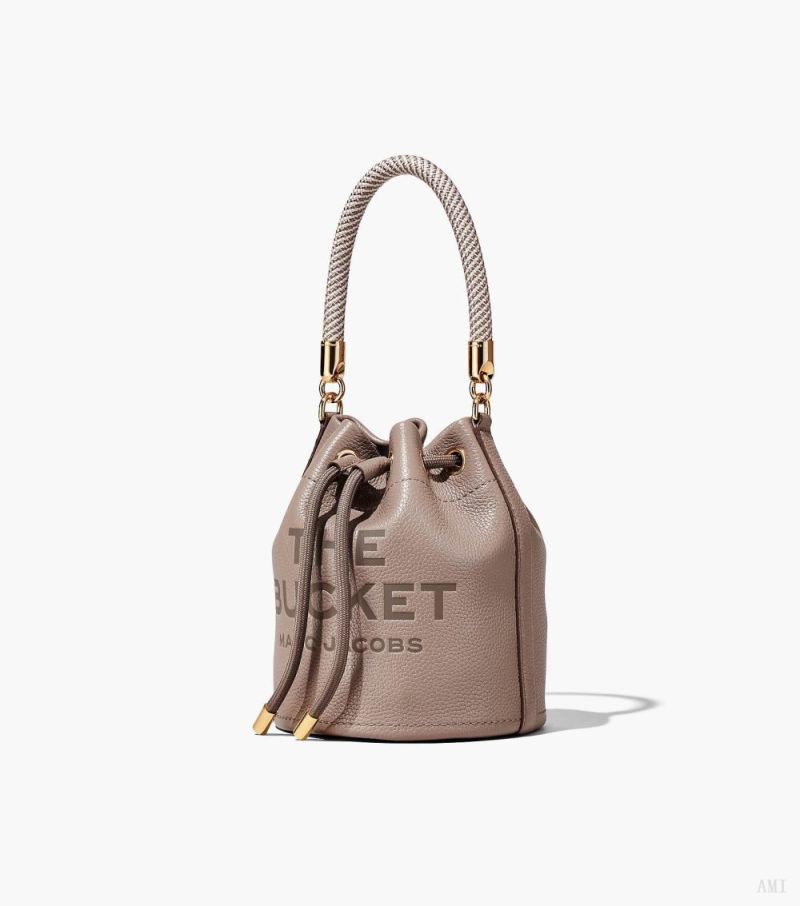 Marc Jacobs | The Leather Bucket Bag - Cement